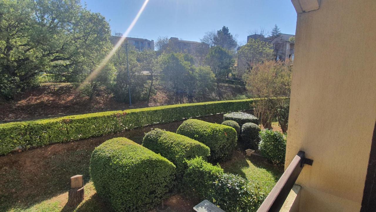 Le Studio Des Garrigues - Climatise Gréoux-les-Bains Eksteriør billede